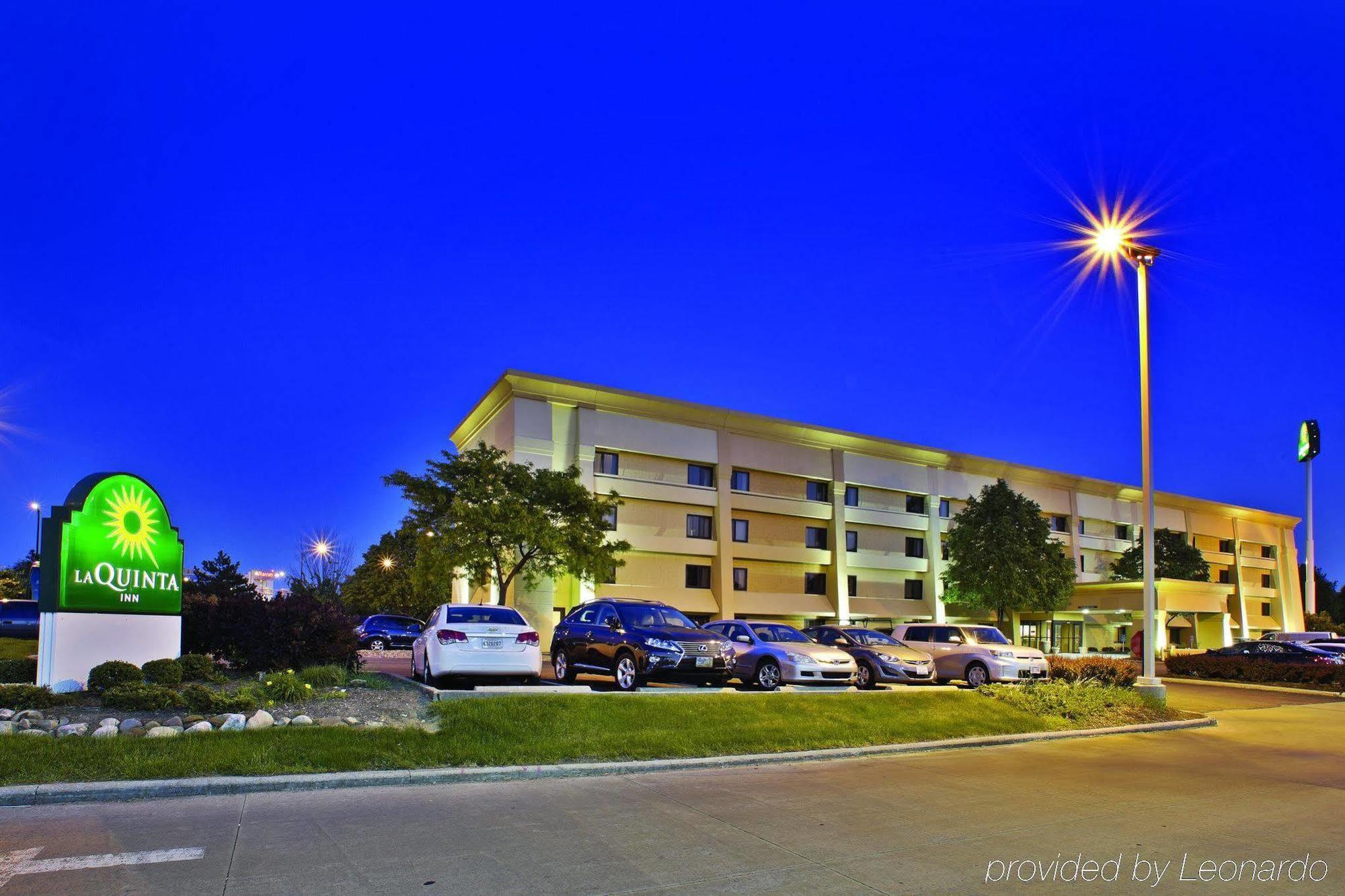 Hotel La Quinta By Wyndham Cleveland - Airport North Zewnętrze zdjęcie